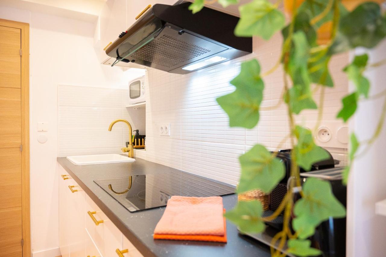 Appartement Cocooning Proche Mer Carqueiranne Exterior photo